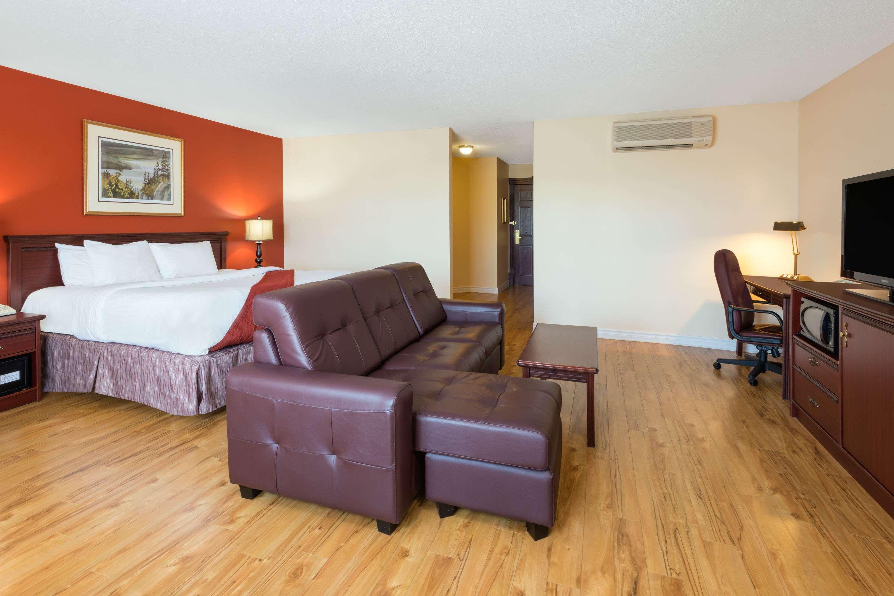 Ramada Plaza by Wyndham Gatineau/Manoir du Casino Hotel Bagian luar foto