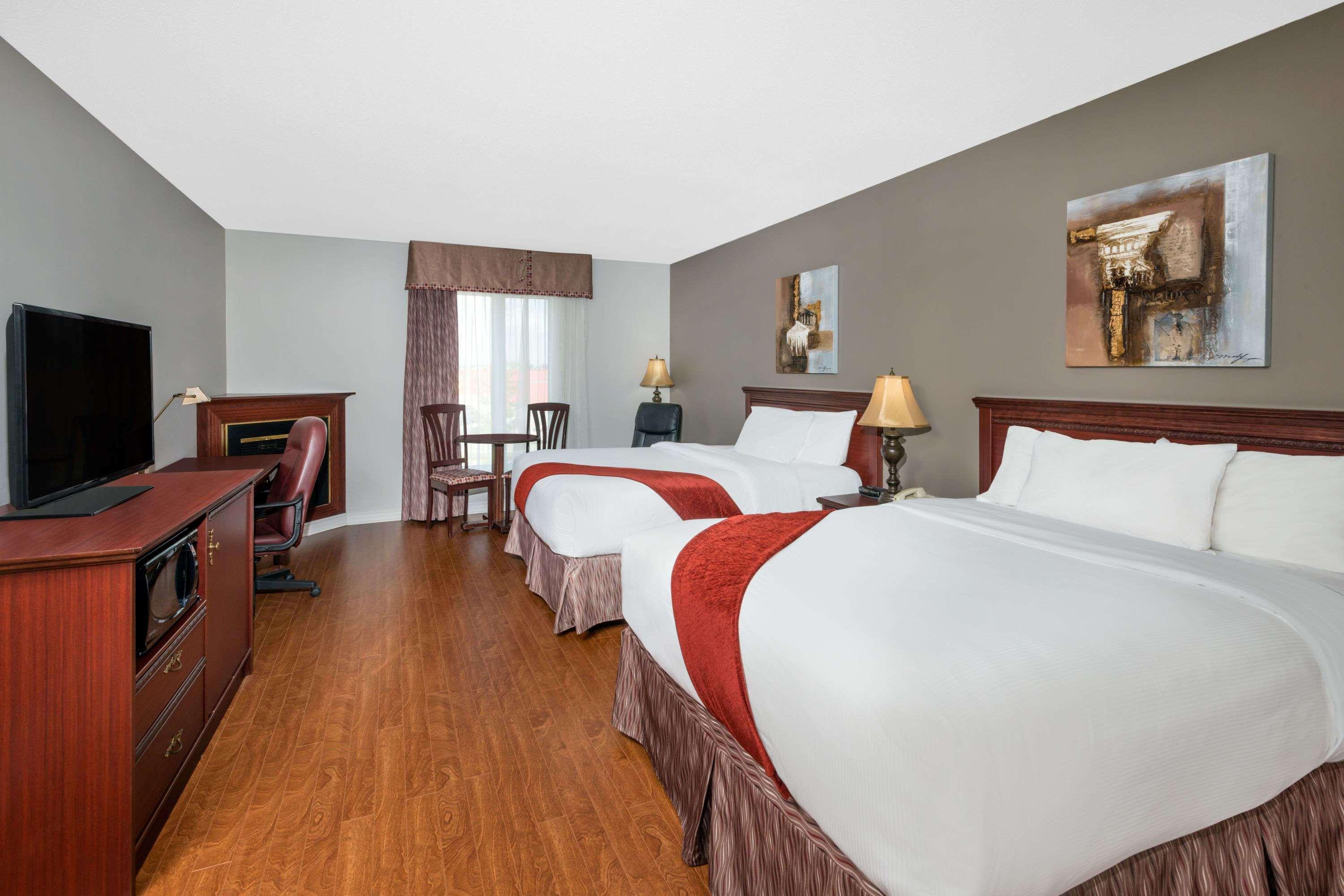 Ramada Plaza by Wyndham Gatineau/Manoir du Casino Hotel Bagian luar foto